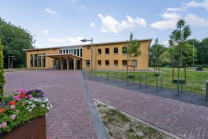 Zon op gemeentehuis